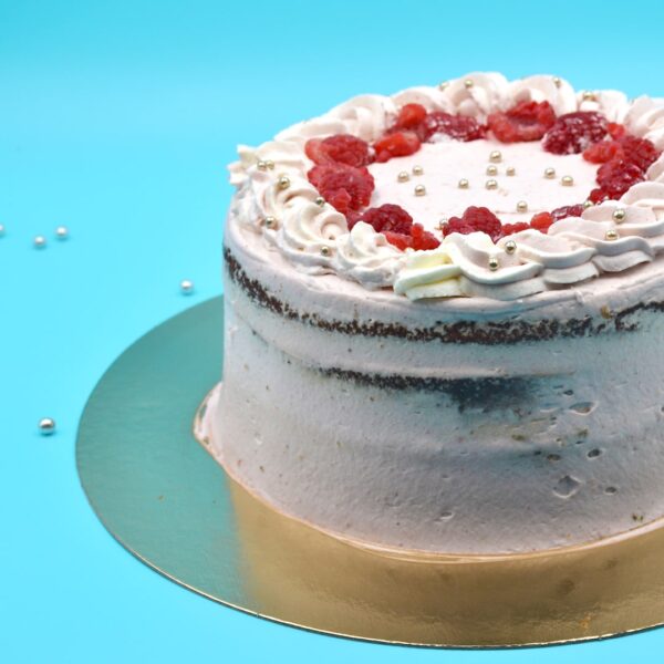 La petite Sara Cafetería Pastelería en Madrid tartas artesanales Tarta de limón frambuesa y nata